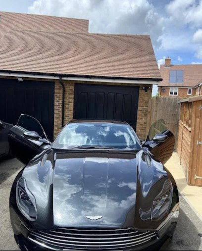 Easy reach mobile valet and smart repairs (car Detailing)